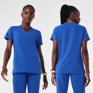 Figs "Casma Three Pocket Scrub Top" Denim Blue V-Neck FW1100 | Women's Size XS